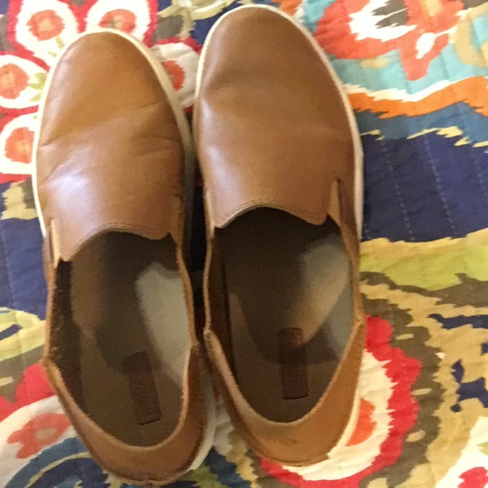 Olukai slip on shoes